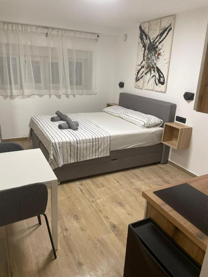 Apartments Anka Pula Exterior foto